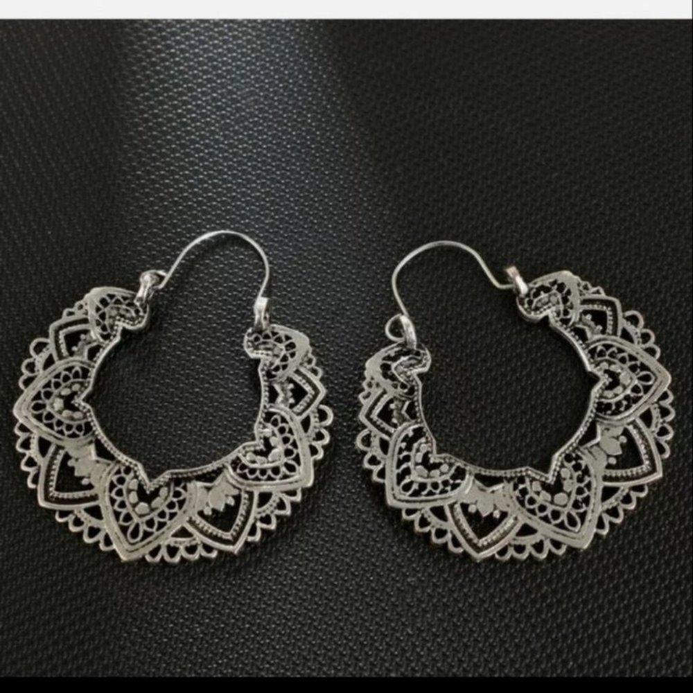 New 925 Silver Hoop Earrings for Women - Picture 3 of 3